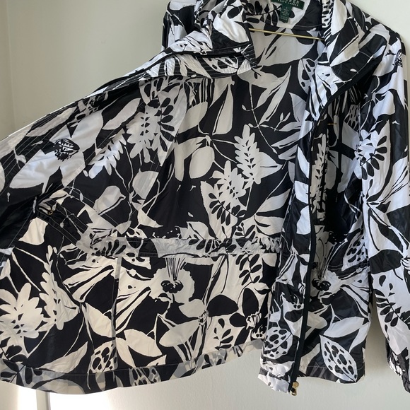 Lauren Ralph Lauren L Black White Floral Hooded Windbreaker Jacket - Picture 13 of 16